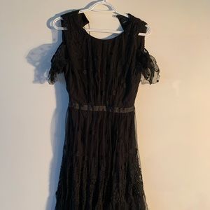 Thread & needle lace